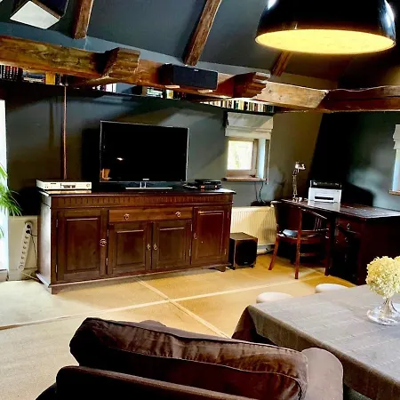 Za Różowymi Drzwiami Casa de Férias Jelenia Góra