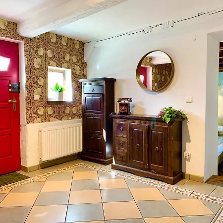 Holiday home Za Rozowymi Drzwiami Jelenia Gora
