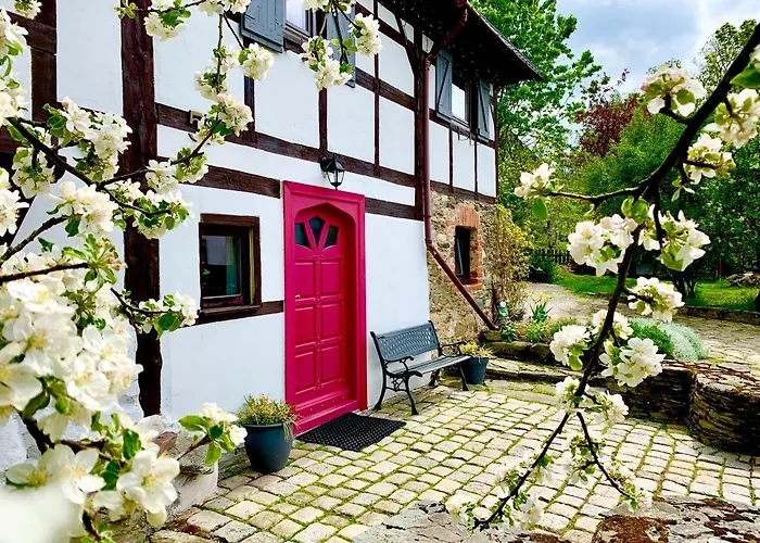 Za Rozowymi Drzwiami Tatil Evi