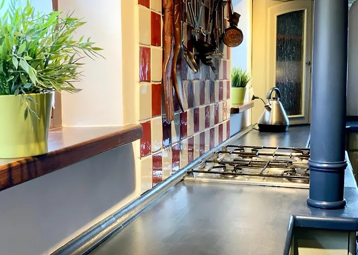 Za Rozowymi Drzwiami Jelenia Gora