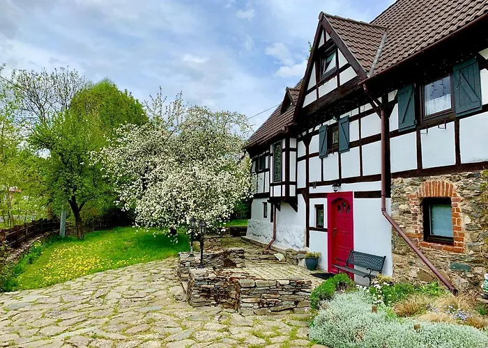 Za Rozowymi Drzwiami * Jelenia Gora