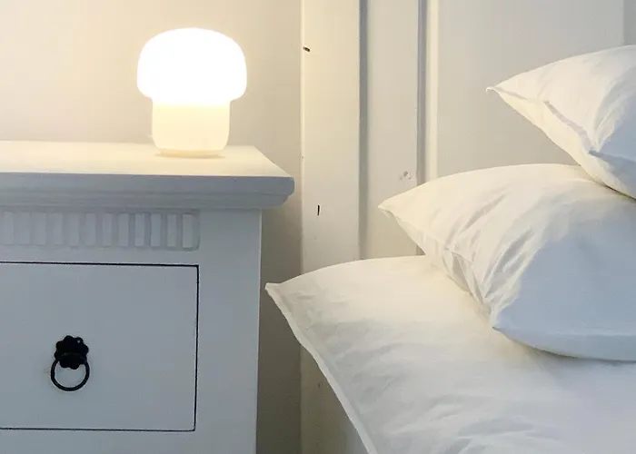 Za Rozowymi Drzwiami Jelenia Gora