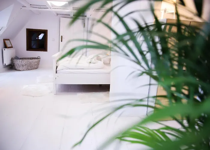 Za Rozowymi Drzwiami Tatil Evi *